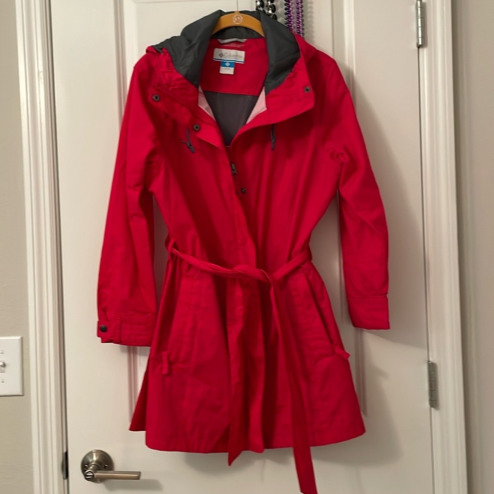 Columbia Light Rain ☔️ Jacket.